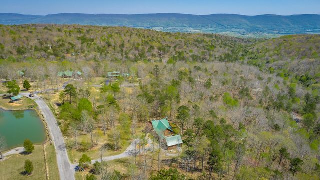 292 Log Cabin Lane, Dunlap, TN 37327