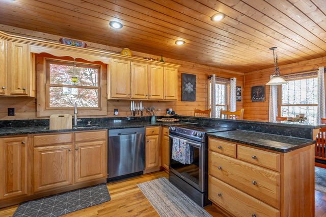 292 Log Cabin Lane, Dunlap, TN 37327