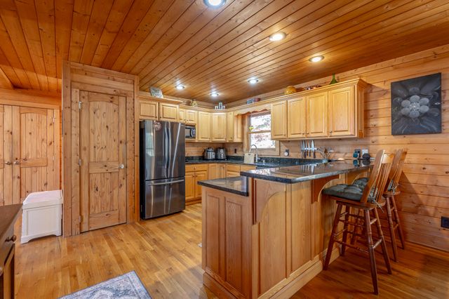 292 Log Cabin Lane, Dunlap, TN 37327