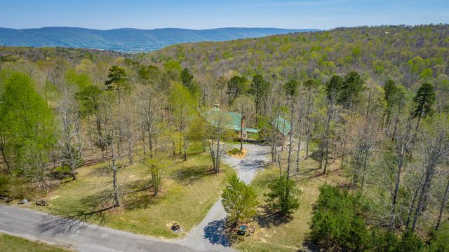 292 Log Cabin Lane, Dunlap, TN 37327