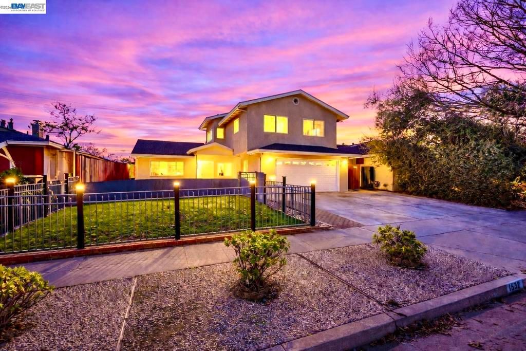 Image 1 of property listing at 1532 1532 Kooser Rd, San Jose, CA 95118