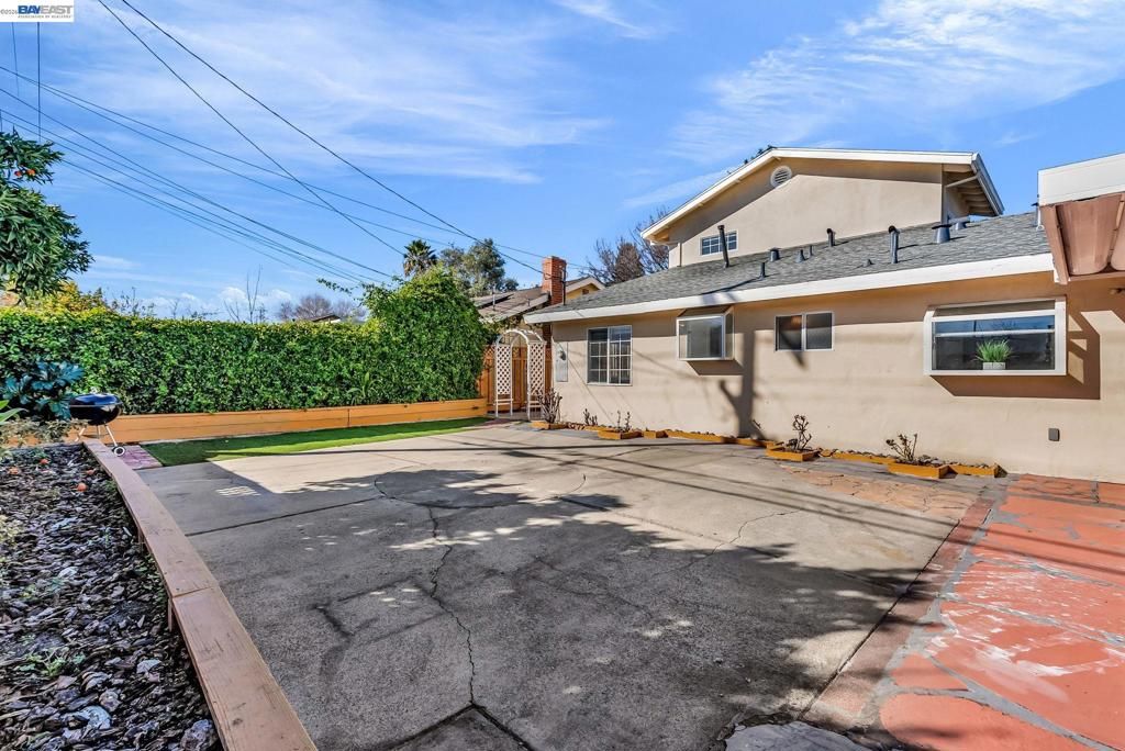 Image 43 of property listing at 1532 1532 Kooser Rd, San Jose, CA 95118