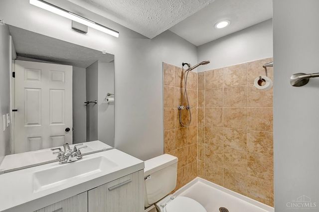 11391 Lincolnshire Drive, Forest Park, OH 45240