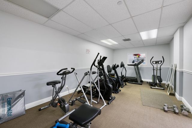 720 Orton Avenue 402, Fort Lauderdale, FL 33304
