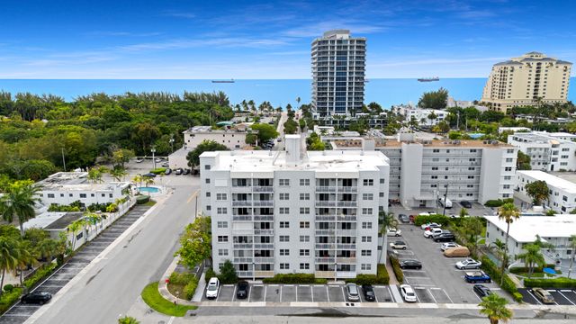 720 Orton Avenue 402, Fort Lauderdale, FL 33304