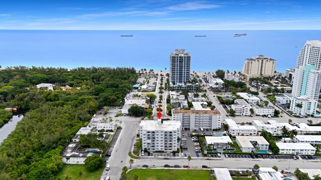 720 Orton Avenue 402, Fort Lauderdale, FL 33304