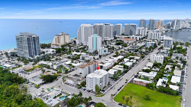 720 Orton Avenue 402, Fort Lauderdale, FL 33304
