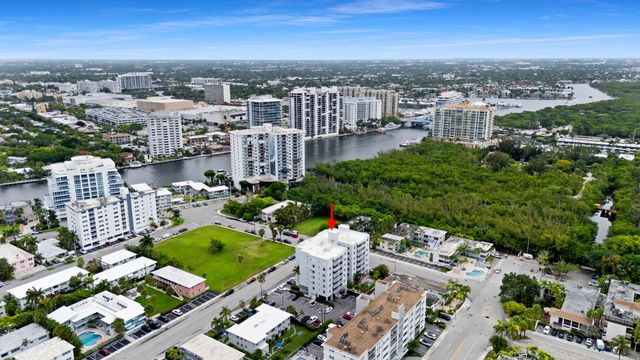 720 Orton Avenue 402, Fort Lauderdale, FL 33304