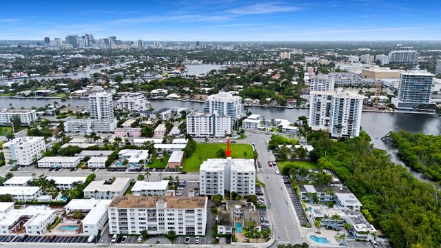 720 Orton Avenue 402, Fort Lauderdale, FL 33304