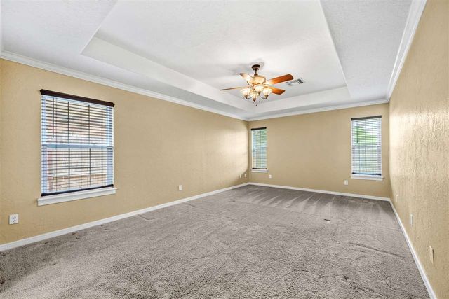 6601 NW Willow Tree Cir, Lawton, OK 73505