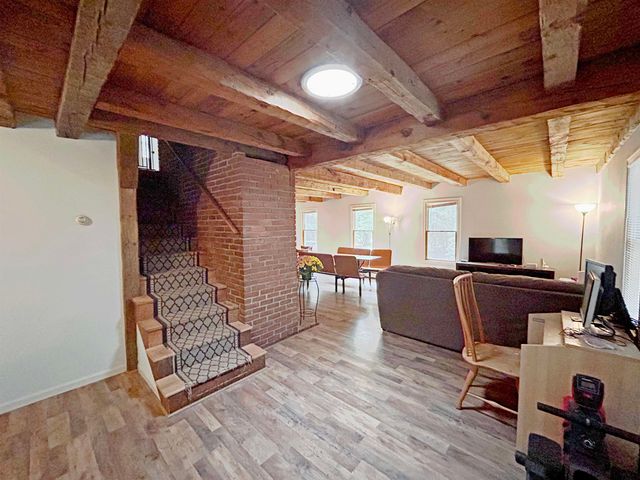 71 Old Town Farm Road, Exeter, NH 03833