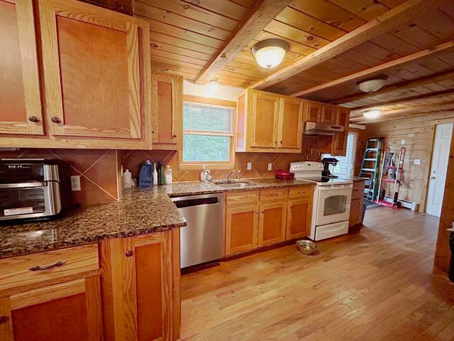 71 Old Town Farm Road, Exeter, NH 03833