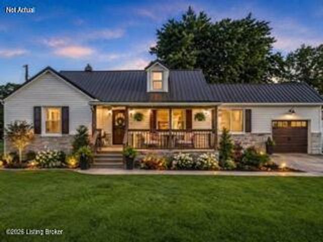 4906 Valley Station Rd, Louisville, KY 40272