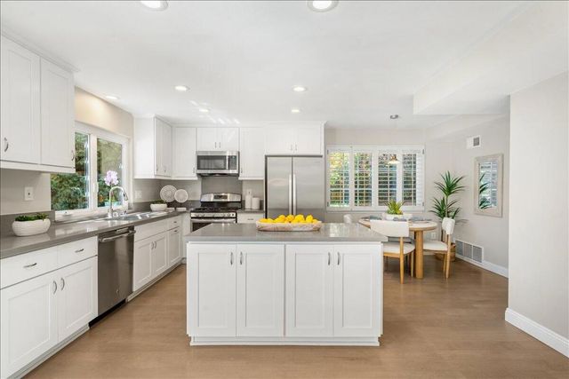 5046 Golden Arrow Drive, Rancho Palos Verdes, CA 90275