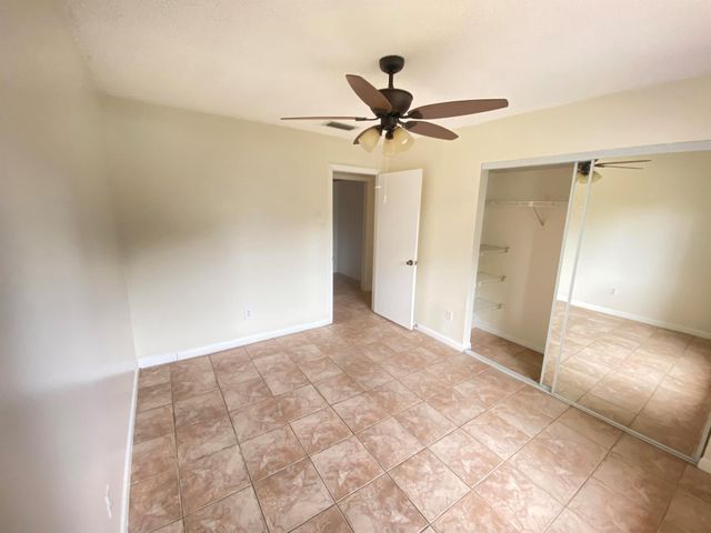 6729 NW 29th Way, Fort Lauderdale, FL 33309