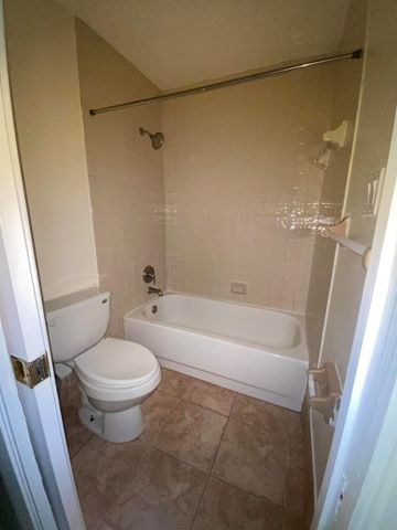 6729 NW 29th Way, Fort Lauderdale, FL 33309