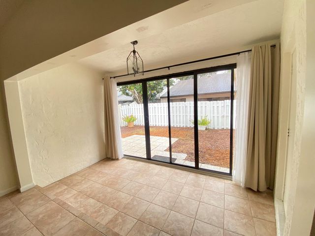 6729 NW 29th Way, Fort Lauderdale, FL 33309