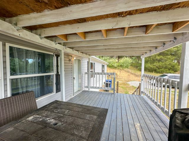 2578 Little Indian Creek Road, Woodbine, KY 40771