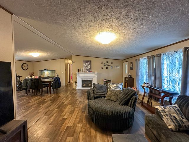 2578 Little Indian Creek Road, Woodbine, KY 40771