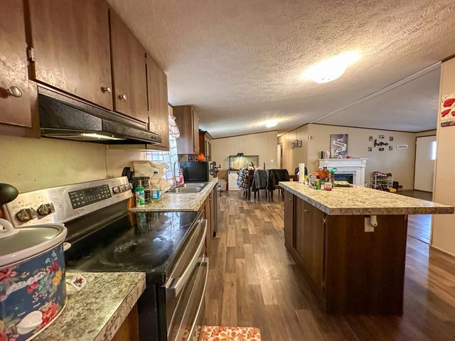 2578 Little Indian Creek Road, Woodbine, KY 40771