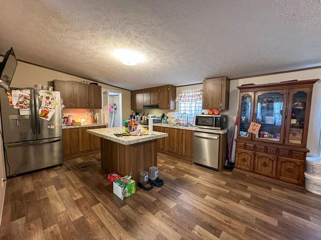 2578 Little Indian Creek Road, Woodbine, KY 40771