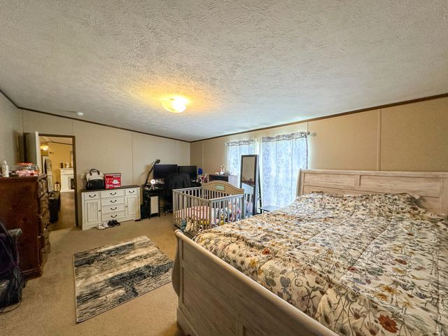 2578 Little Indian Creek Road, Woodbine, KY 40771