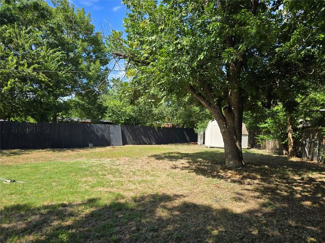 713 Highland Drive, Arlington, TX 76010