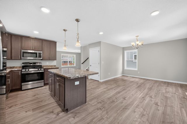 2131 Bryant Avenue N, Minneapolis, MN 55411