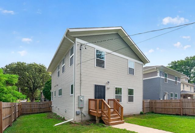 2131 Bryant Avenue N, Minneapolis, MN 55411
