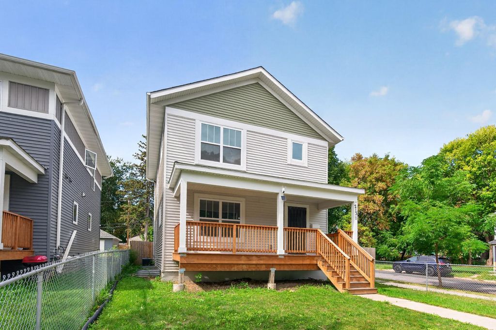 2131 Bryant Avenue N, Minneapolis, MN 55411 — photo 2