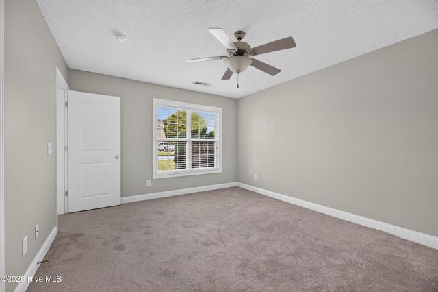2552 Saddleback Drive B, Winterville, NC 28590