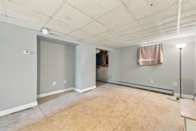 70 Hovey St, Watertown, MA 02472