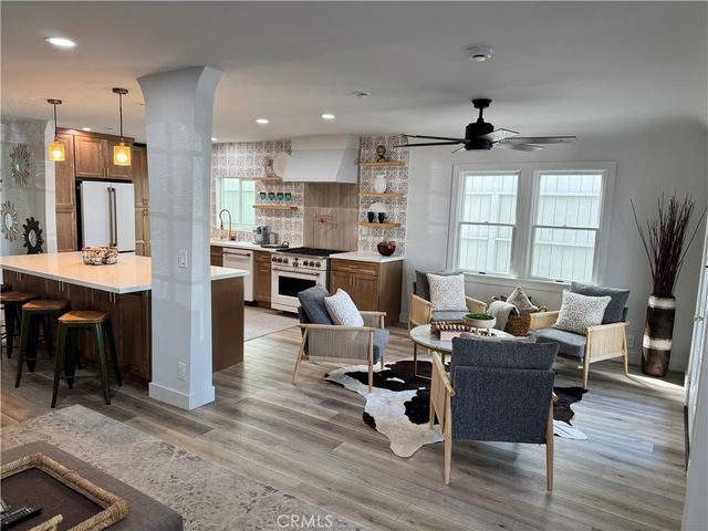 173 Glendora Avenue, Long Beach, CA 90803