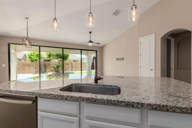 10158 E Theorem Drive, Mesa, AZ 85212