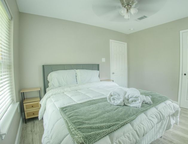 8150 Herschelwood Street, Houston, TX 77033