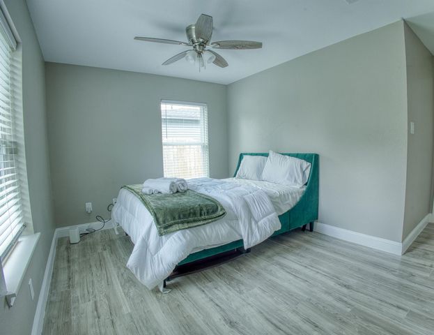 8150 Herschelwood Street, Houston, TX 77033