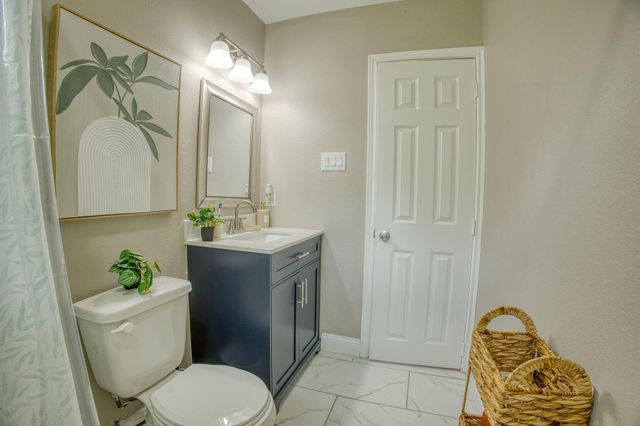 8150 Herschelwood Street, Houston, TX 77033