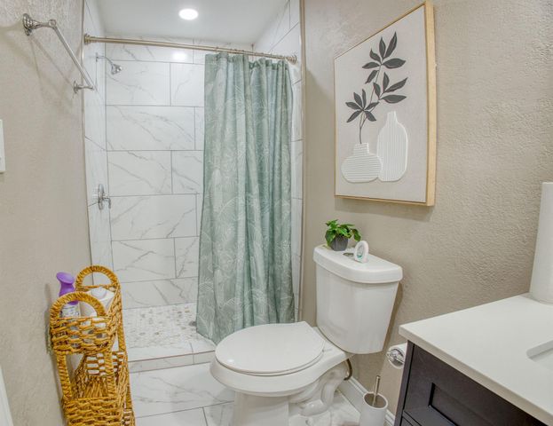 8150 Herschelwood Street, Houston, TX 77033
