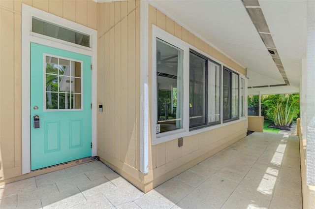 2137 WORRINGTON STREET, Sarasota, FL 34231