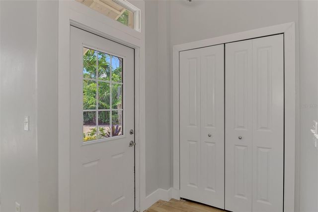 2137 WORRINGTON STREET, Sarasota, FL 34231