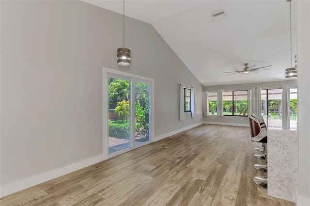 2137 WORRINGTON STREET, Sarasota, FL 34231