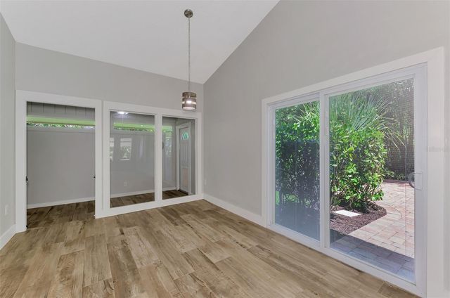 2137 WORRINGTON STREET, Sarasota, FL 34231