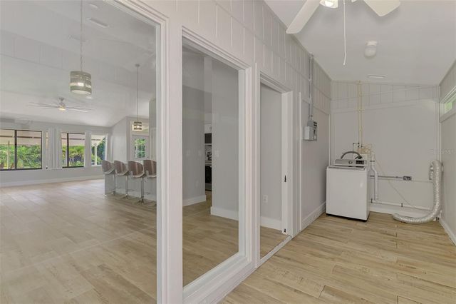 2137 WORRINGTON STREET, Sarasota, FL 34231