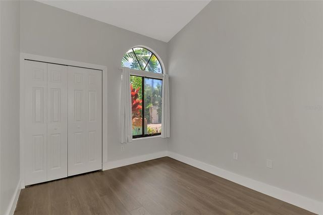 2137 WORRINGTON STREET, Sarasota, FL 34231
