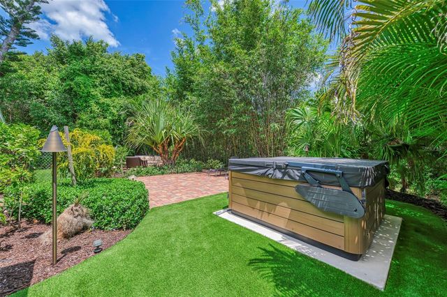 2137 WORRINGTON STREET, Sarasota, FL 34231