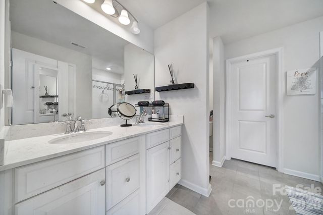 6710 Carradale Way, Charlotte, NC 28278