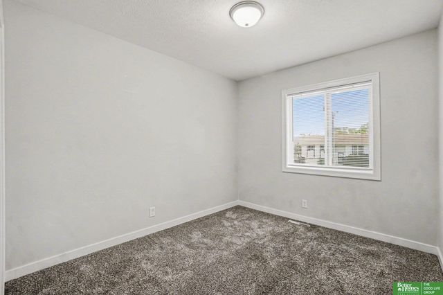 12962 Meredith Avenue, Omaha, NE 68164