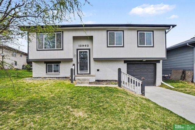 12962 Meredith Avenue, Omaha, NE 68164