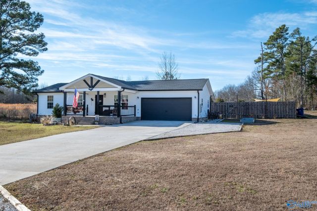 2145 Swearengin Road, Grant, AL 35747
