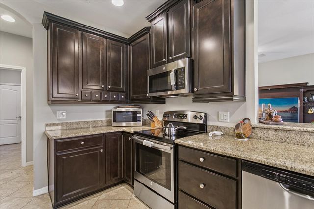 29255 GRASS BUNKER DRIVE, San Antonio, FL 33576